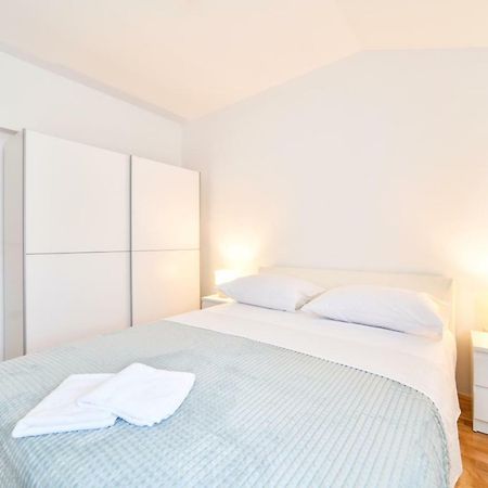 Apartman Novokmet-Crno 호텔 자다르 외부 사진