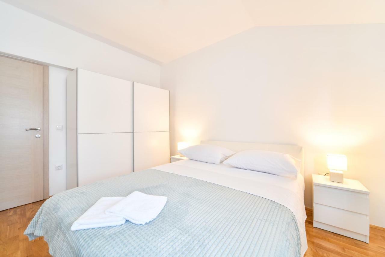 Apartman Novokmet-Crno 호텔 자다르 외부 사진