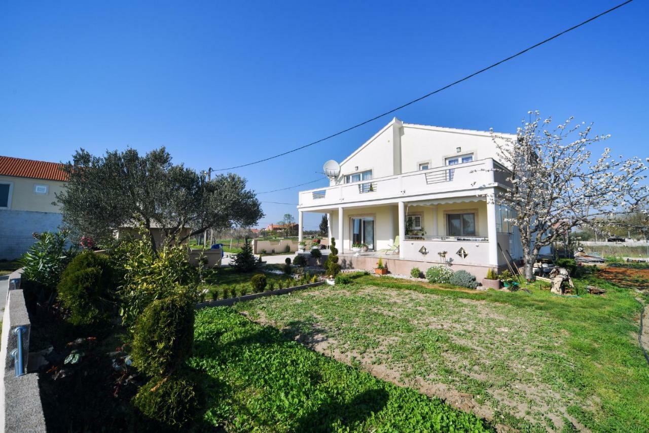 Apartman Novokmet-Crno 호텔 자다르 외부 사진